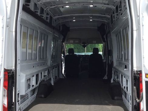Used 2024 Ford Transit 350 148 High Roof Extended RWD image 4