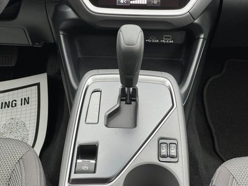 Used 2024 Subaru Crosstrek 2.0i Premium image 14