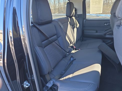 Certified 2023 Nissan Frontier SV w/ Technology Package image 29