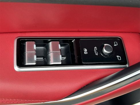 Used 2024 Jaguar F-PACE R-Dynamic S image 24