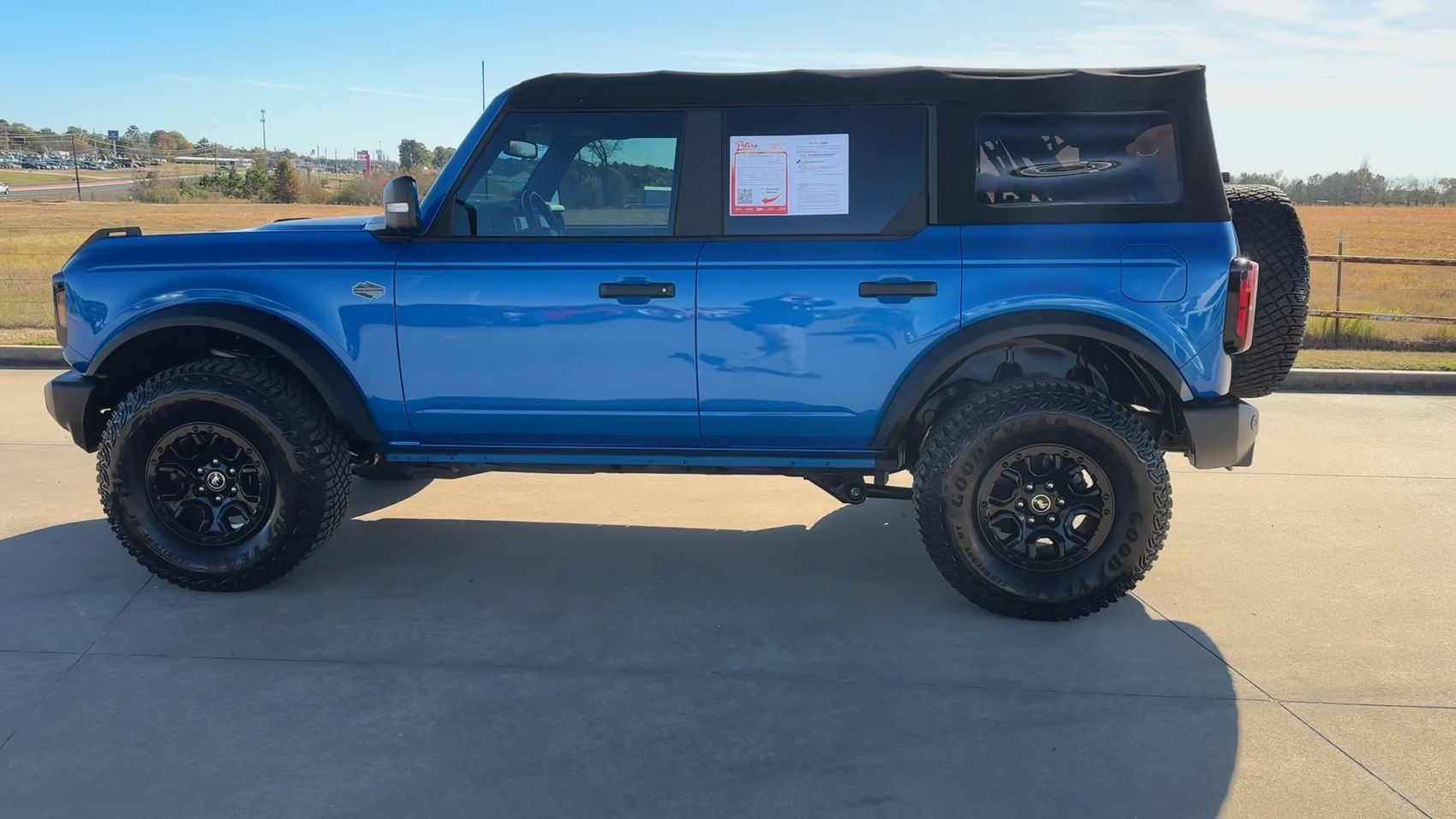 Used 2022 Ford Bronco Wildtrak AWD/4WD image 6
