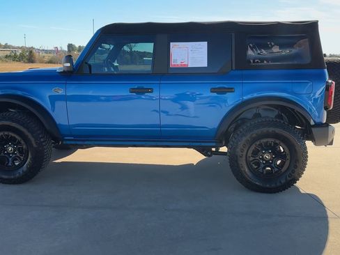 Used 2022 Ford Bronco Wildtrak image 6
