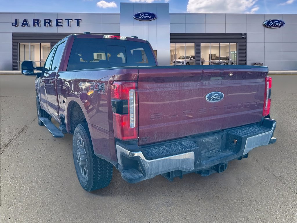 Used 2025 Ford F350 Lariat w/ Lariat Ultimate Package AWD/4WD image 3