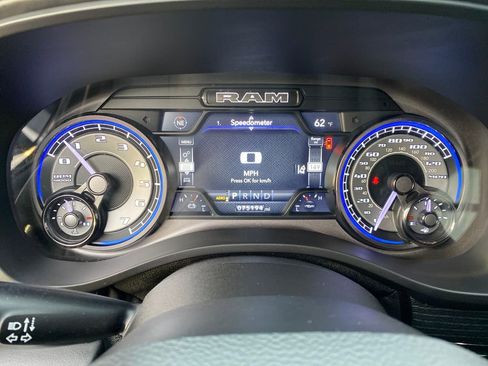 Used 2022 RAM 1500 Limited AWD/4WD image 17