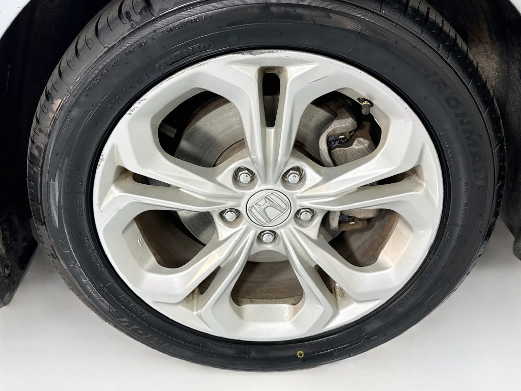Certified 2023 Honda Accord LX image 32
