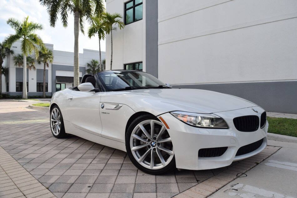 Used 2014 BMW Z4 sDrive35i RWD image 1