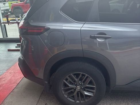 Certified 2021 Nissan Rogue S image 24