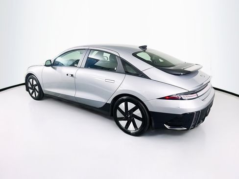 Used 2024 Hyundai Ioniq 6 SE RWD image 5