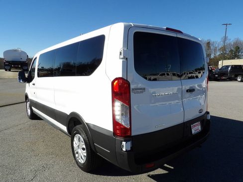 Used 2023 Ford Transit 350 XLT image 5