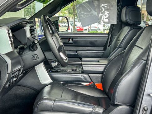 Used 2023 Toyota Tundra Platinum AWD/4WD image 17