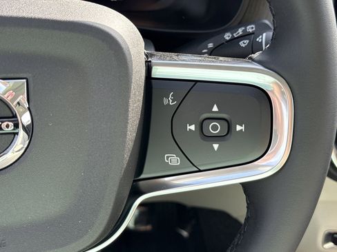 New 2026 Volvo XC40 B5 Plus w/ Protection Package Premier image 23