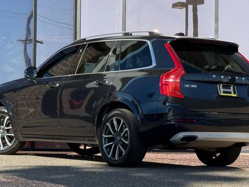 Used 2016 Volvo XC90 T6 Momentum w/ Momentum Plus Package image 8