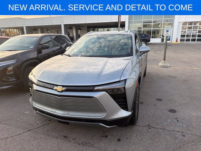 Used 2024 Chevrolet Blazer EV LT AWD/4WD image 2