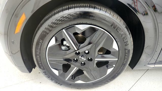 Used 2025 Kia EV6 Wind AWD/4WD image 80