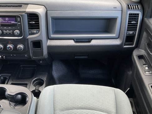Used 2013 RAM 2500 Tradesman w/ Chrome Appearance Group AWD/4WD image 21