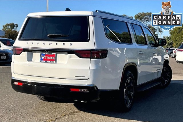 Used 2024 Jeep Wagoneer L Series III w/ Flexible Seating Group AWD/4WD image 13