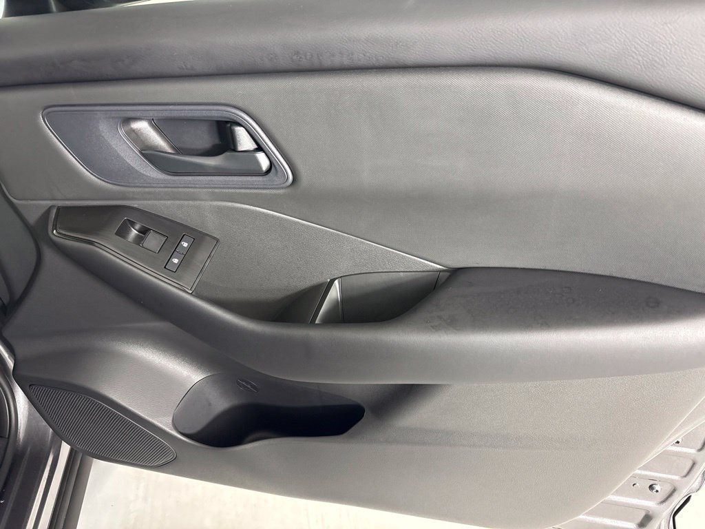 New 2026 Nissan Rogue S FWD image 13