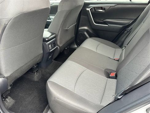Used 2025 Toyota RAV4 XLE image 16