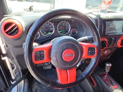 Used 2016 Jeep Wrangler Unlimited Sport w/ Quick Order Package 24S AWD/4WD image 12