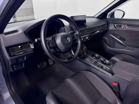 Used 2023 Honda Civic Sport image 9