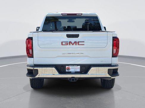Used 2025 GMC Sierra 1500 SLT AWD/4WD image 4