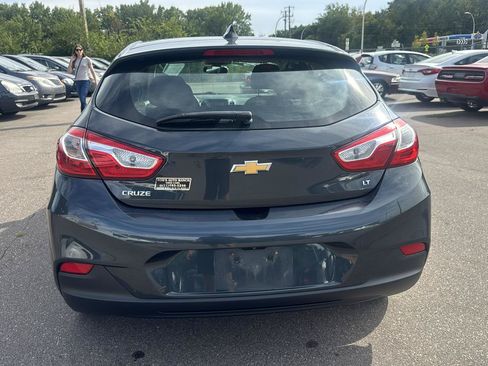 Used 2018 Chevrolet Cruze LT w/ LT Convenience Package FWD image 6