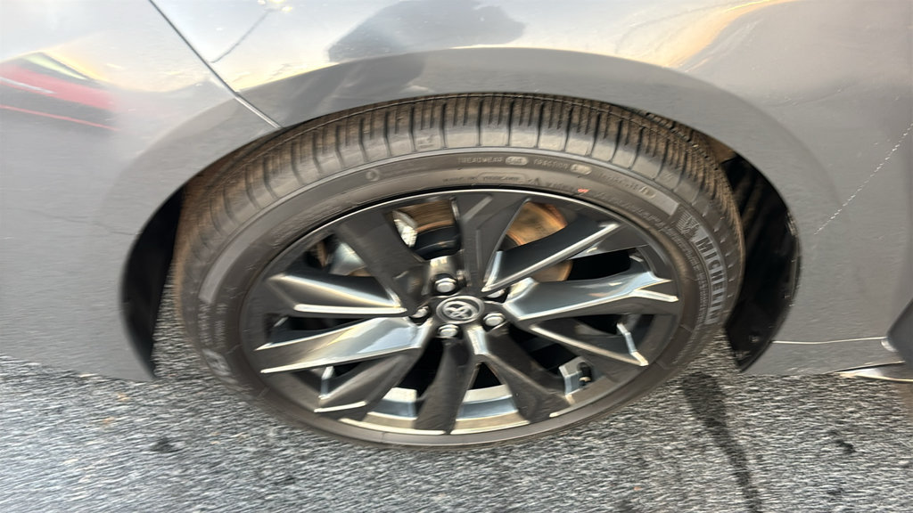 Used 2025 Toyota Corolla SE FWD image 33