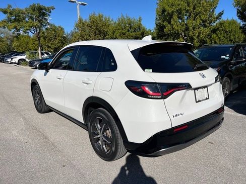 Used 2023 Honda HR-V EX-L image 3