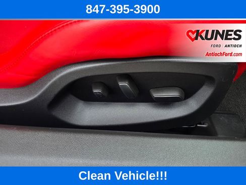 Used 2015 Chevrolet Corvette Stingray Convertible w/ 3LT Preferred Equipment Group image 41