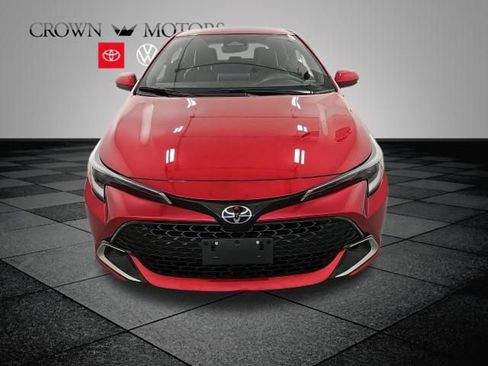 Used 2025 Toyota Corolla XSE FWD image 2