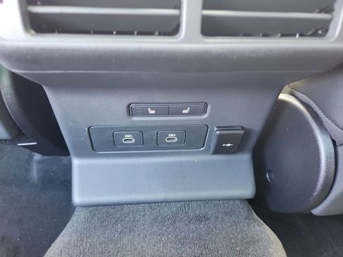 New 2026 Land Rover Range Rover Velar Dynamic SE image 26