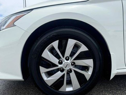 Used 2020 Nissan Altima 2.5 S FWD image 52