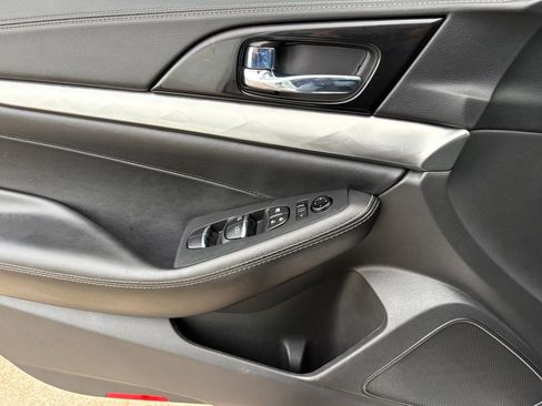 Used 2021 Nissan Maxima 3.5 SV w/ Floor Mat Group image 31