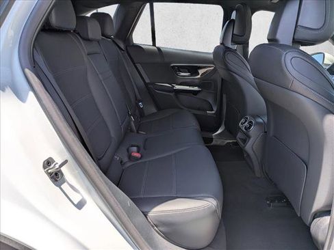 Used 2026 Mercedes-Benz GLC 300 image 19