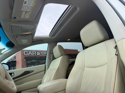 Used 2013 INFINITI JX35 FWD w/ Premium Pkg image 9