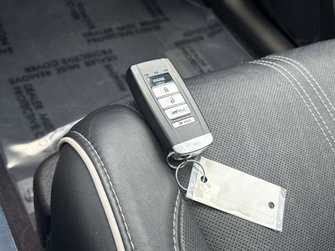 Used 2020 Acura MDX SH-AWD w/ Advance Package image 29