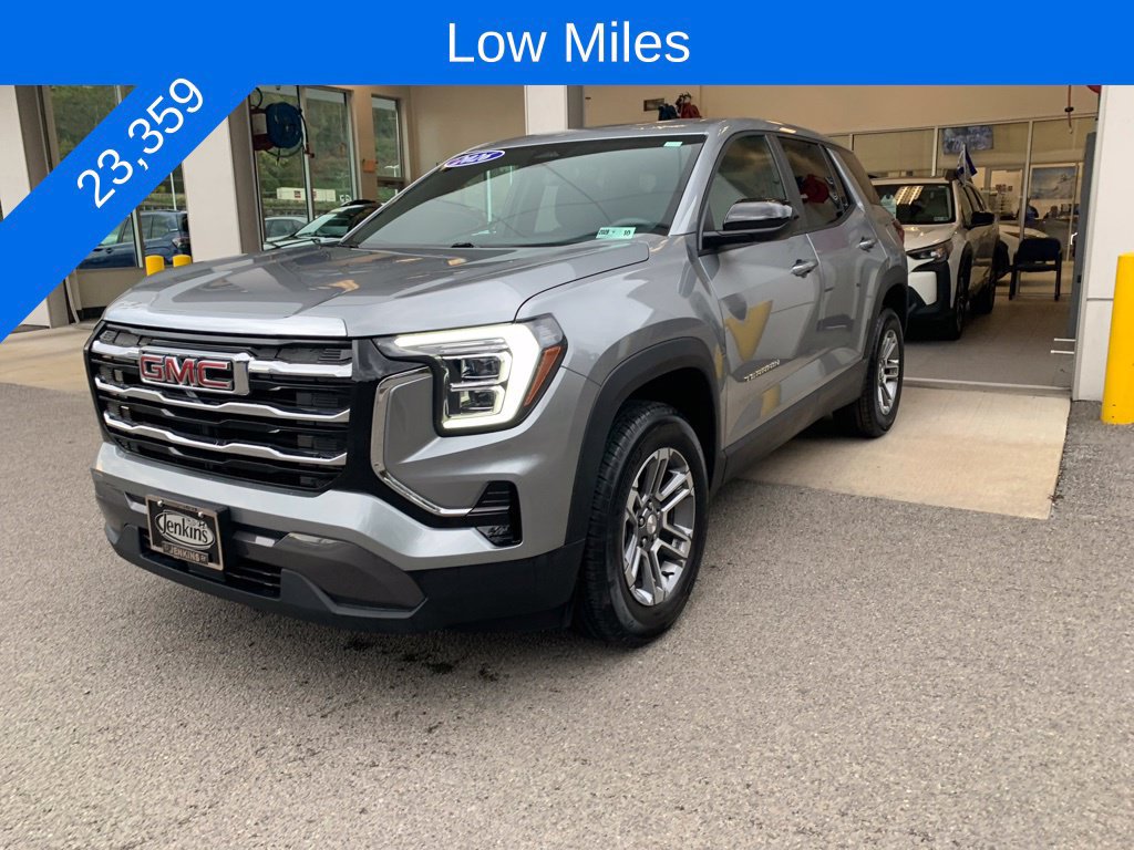 Used 2026 GMC Terrain Elevation AWD/4WD image 2