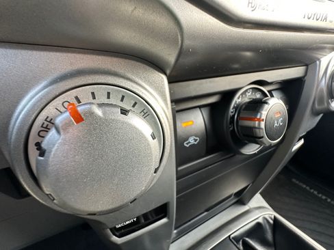 Used 2012 Toyota 4Runner SR5 w/ Premium Pkg AWD/4WD image 51