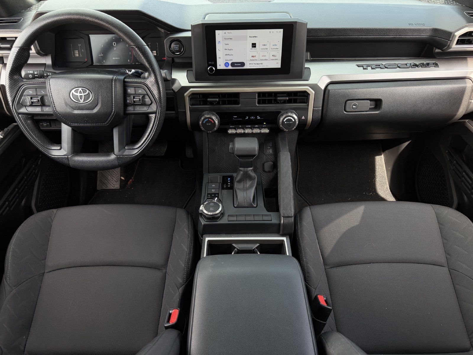 Used 2025 Toyota Tacoma SR5 AWD/4WD image 13