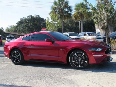 Used 2022 Ford Mustang GT image 2