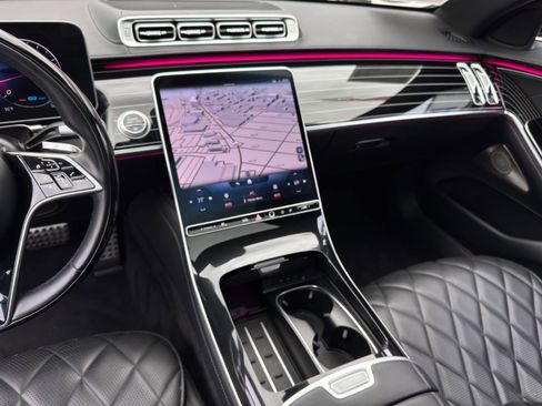 Used 2022 Mercedes-Benz S 580 S 580 image 17