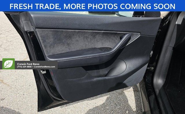 Used 2022 Tesla Model Y Performance AWD/4WD image 10