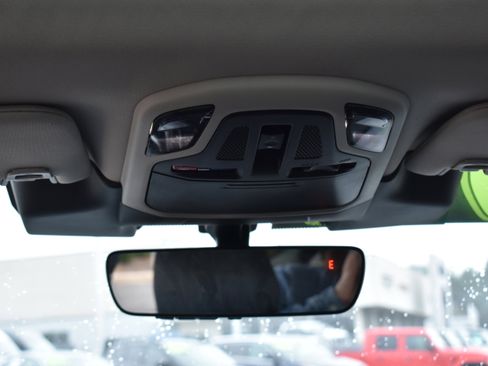 Used 2023 Subaru Outback Limited image 28