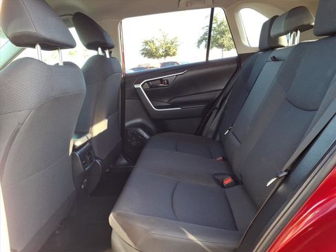 Certified 2022 Toyota RAV4 LE image 14
