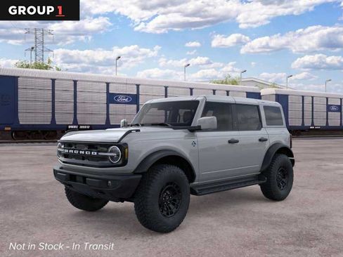 New 2026 Ford Bronco Outer Banks w/ Sasquatch Package AWD/4WD image 1
