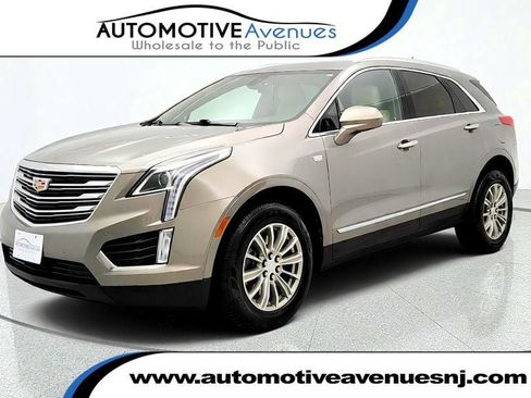 Used 2019 Cadillac XT5 Luxury FWD image 1