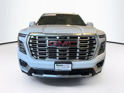New 2026 GMC Yukon XL Denali w/ Sun & Power Step Package
