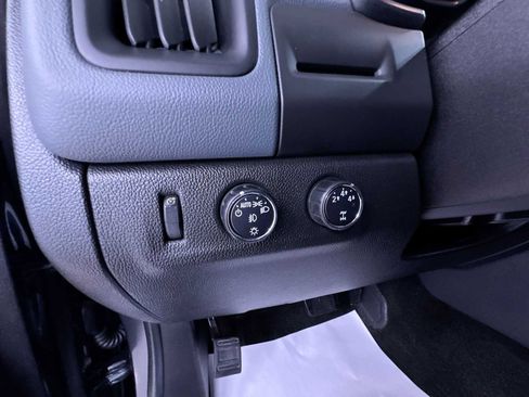 Used 2016 Chevrolet Colorado Z71 image 16