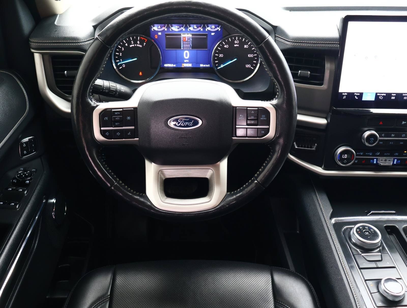 Used 2023 Ford Expedition XLT AWD/4WD image 10