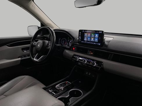 Used 2023 Honda Pilot Touring image 21